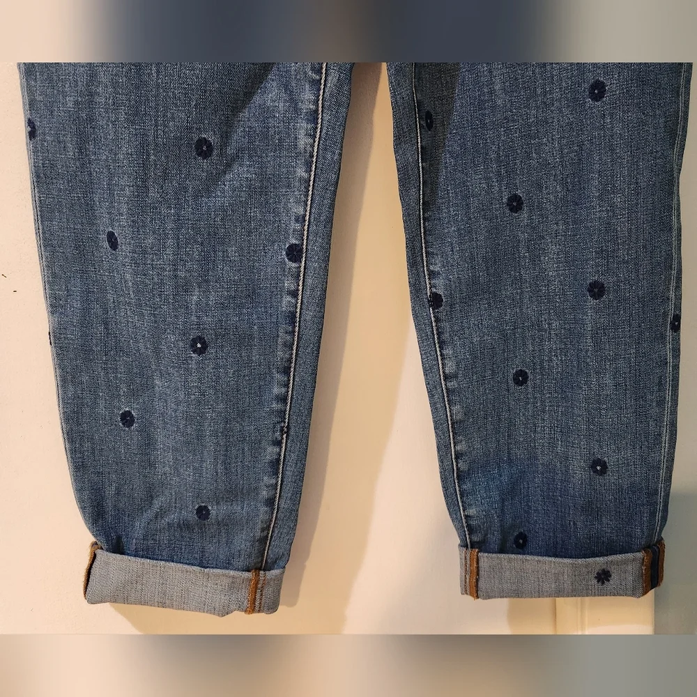 Women's Talbots Everyday Relaxed Fit Jeans, Size 12 - Picture 5 of 8
